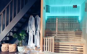Apparenthèse Love Room Jacuzzi Sauna